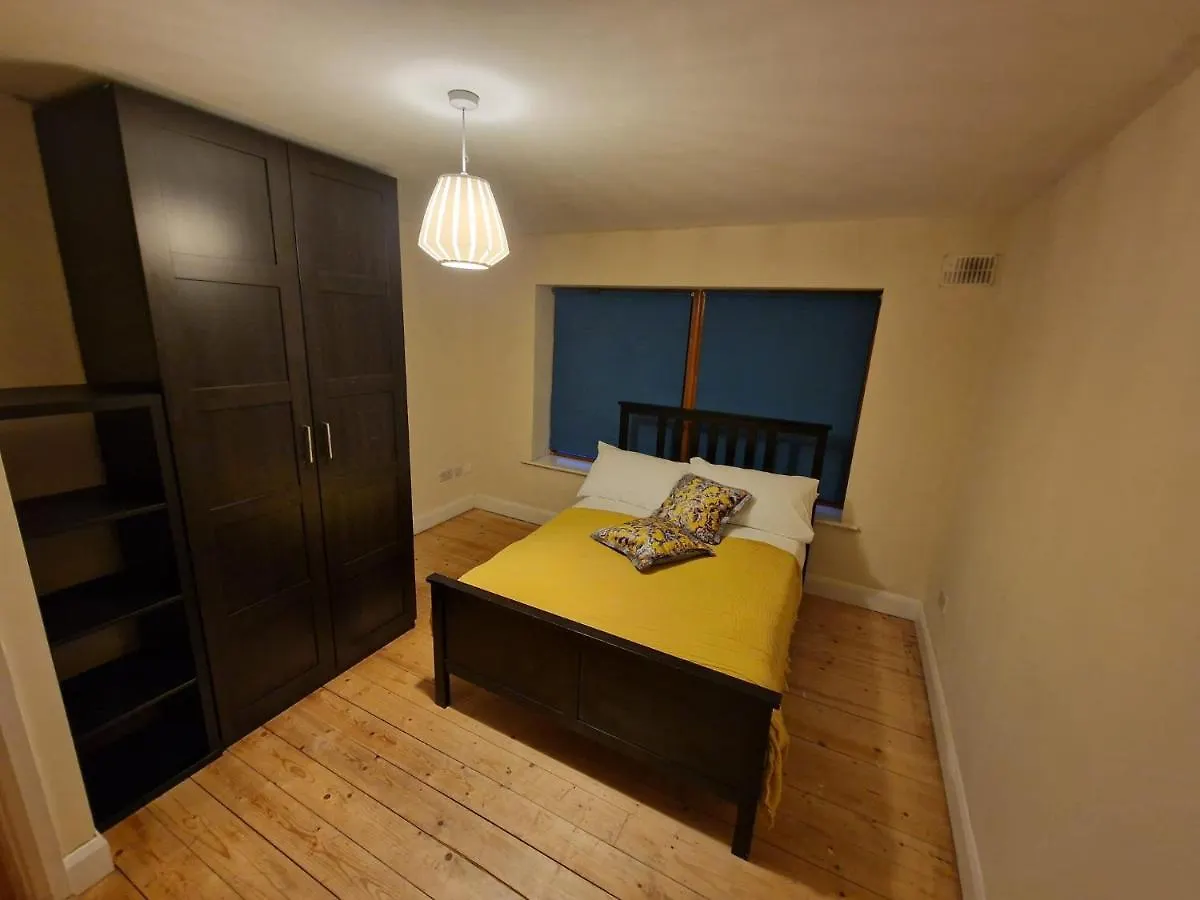 Serene Riverside Villa - Hidden Gem In Dublin City