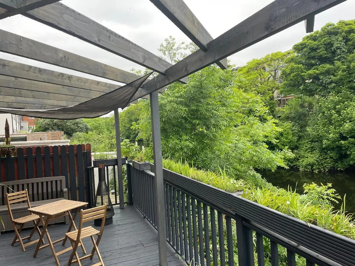 Serene Riverside Villa - Hidden Gem In Dublin City