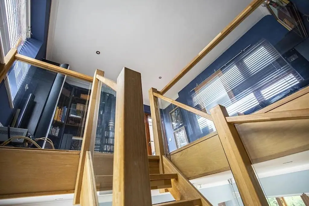 Serene Riverside Villa - Hidden Gem In Dublin City Ireland