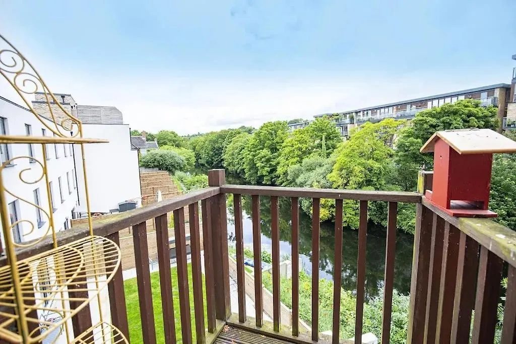 Serene Riverside Villa - Hidden Gem In Dublin City 0*,  Ireland