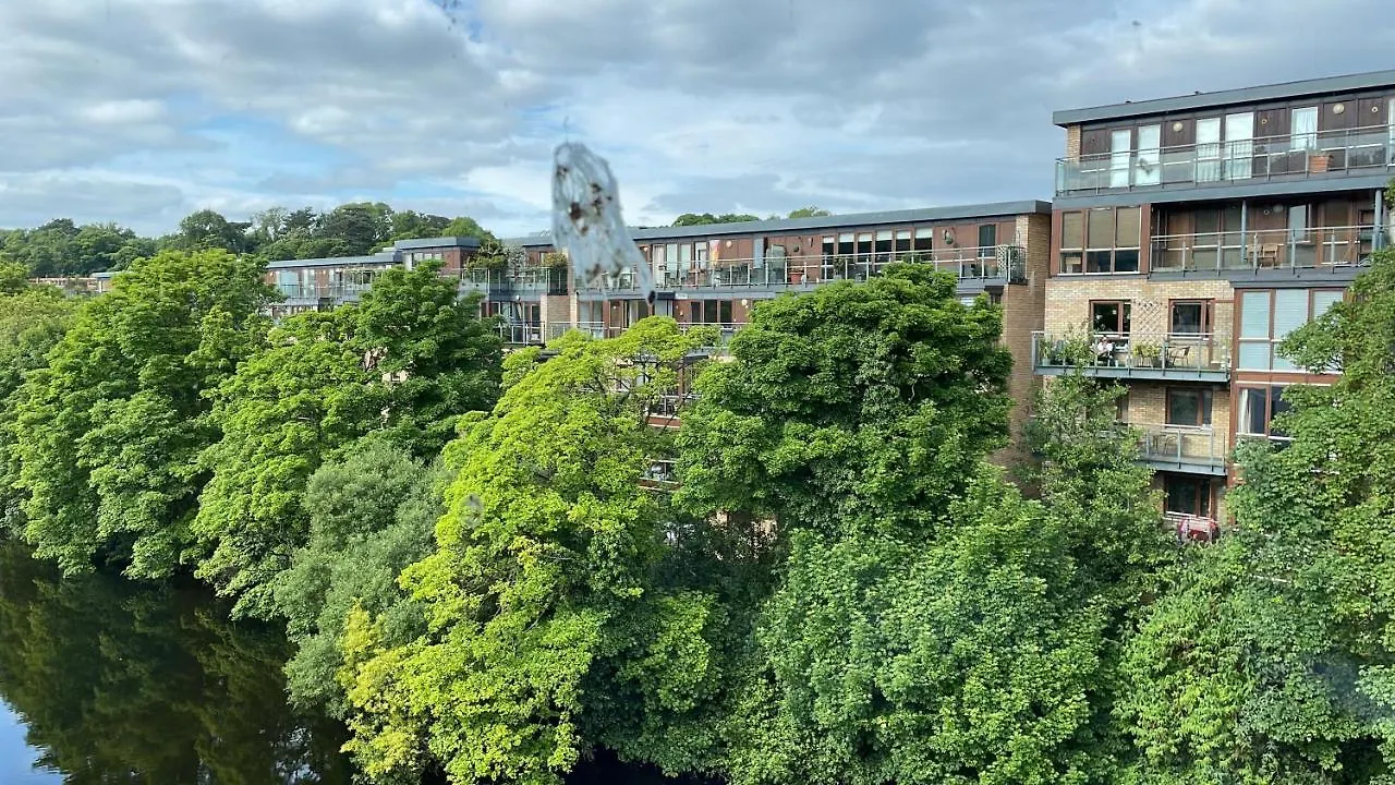 Serene Riverside Villa - Hidden Gem In Dublin City